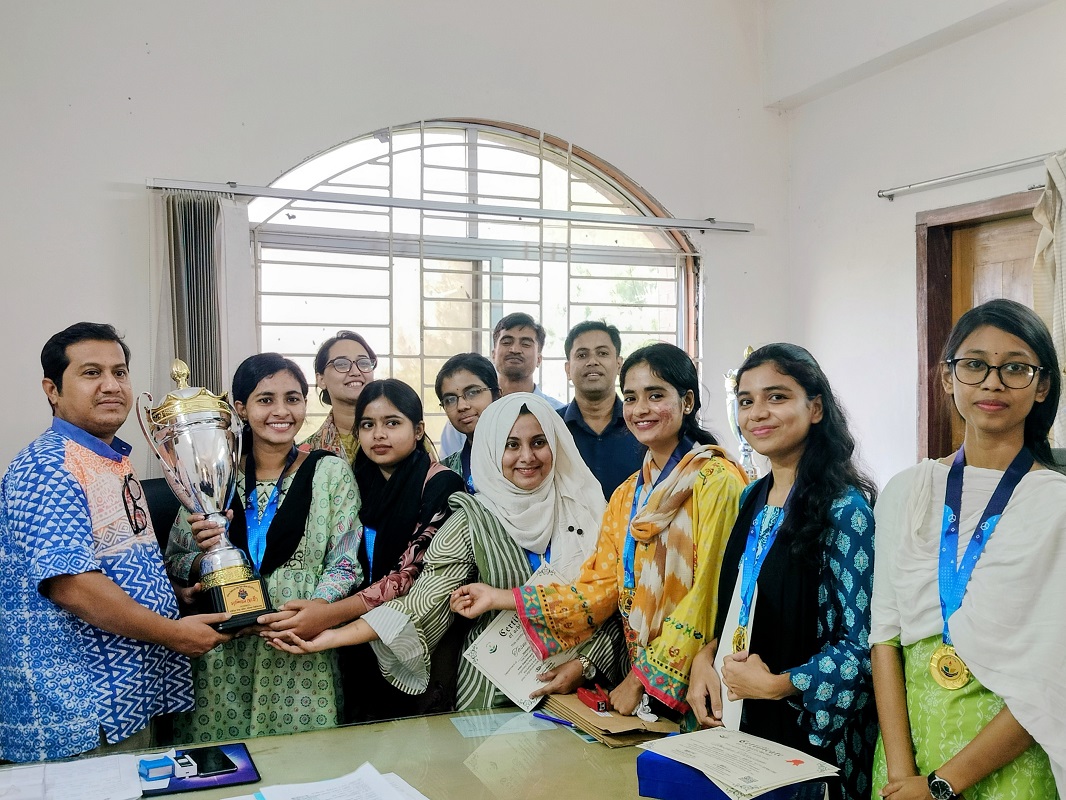 বরিশাল বিশ্ববিদ্যালয় আন্তঃবিভাগ ভলিবল ও ব্যাডমিন্টন প্রতিযোগিতা ২০২৫: মার্কেটিং বিভাগের দ্বিগুণ সফলতা!